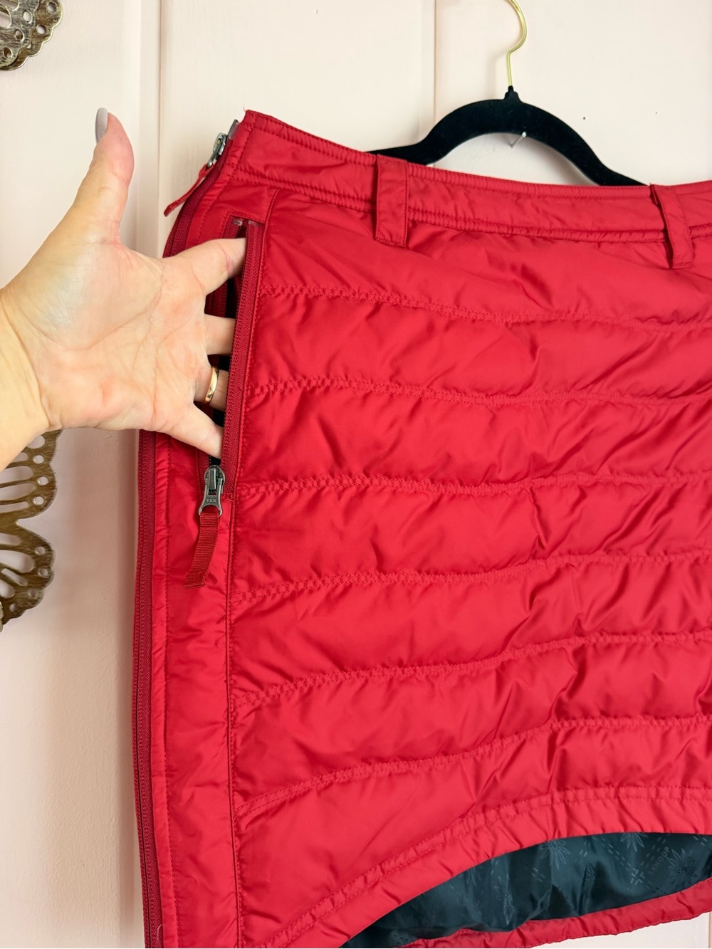 Skhoop Red Quilted Down Insulated Skirt - Women SzS - Picture 2 of 7